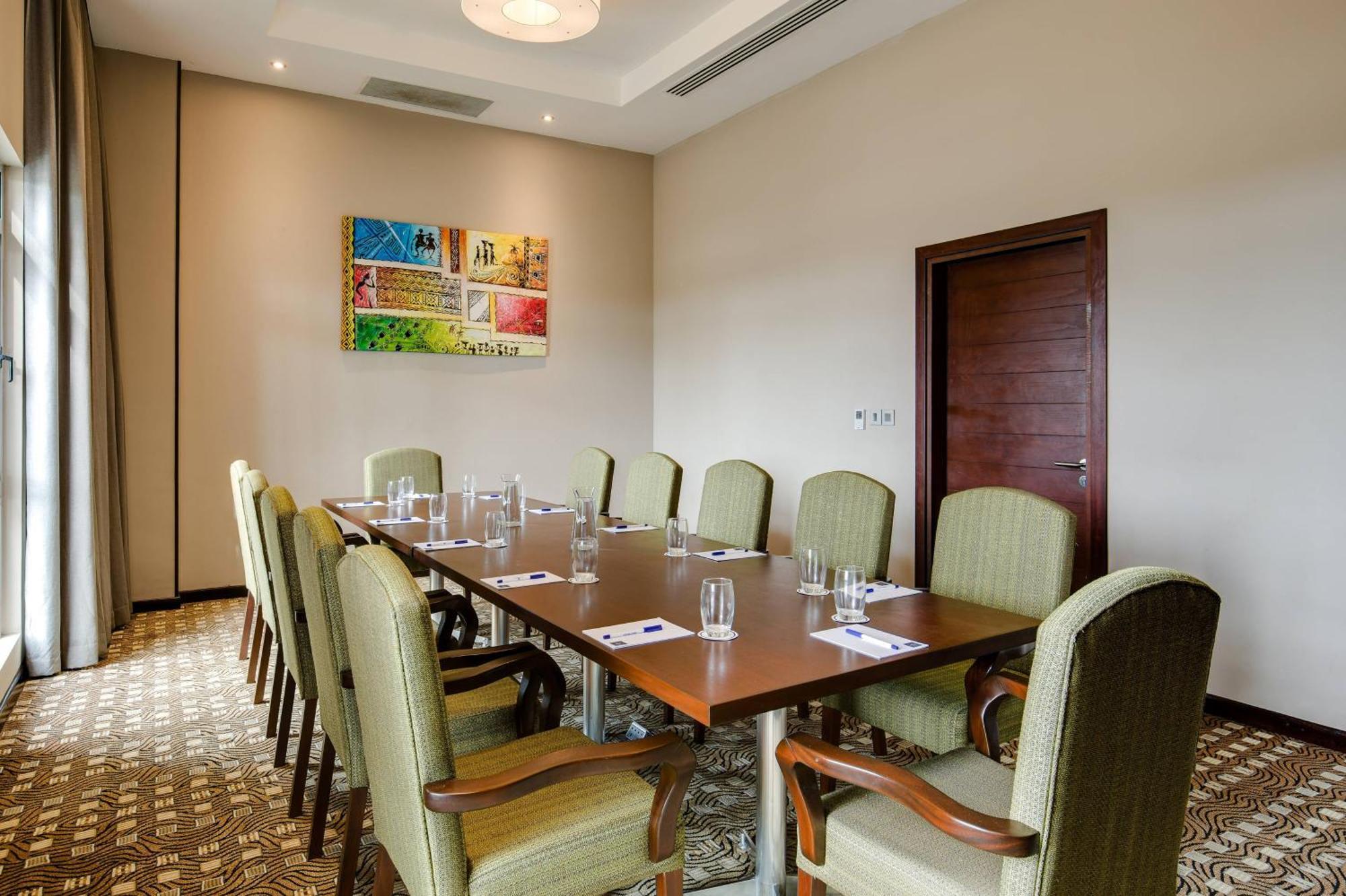 Protea Hotel By Marriott Owerri Select Extérieur photo