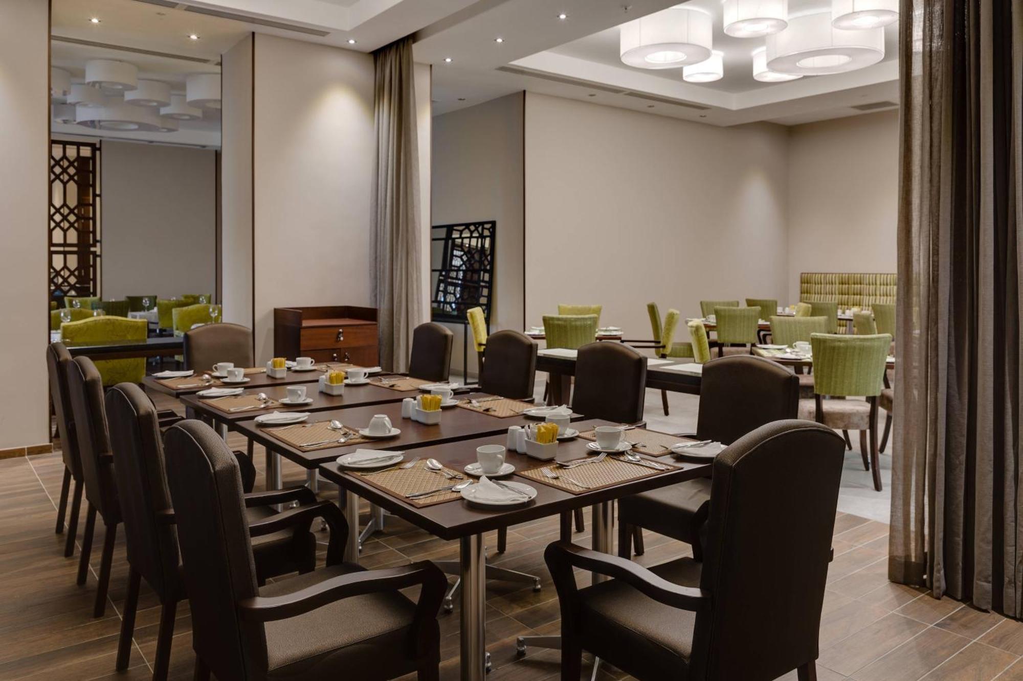 Protea Hotel By Marriott Owerri Select Extérieur photo